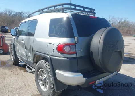 2012 Toyota Fj Cruiser z USA, uszkodzony, nr VIN JTEBU4BF2CK130968